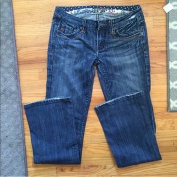 Miss Me Jeans - Picture 2 of 3